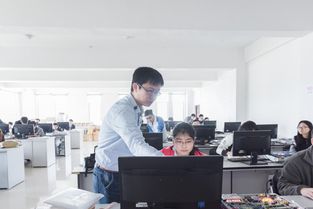 軟件服務(wù) 計(jì)算機(jī)學(xué)院的核心使命與未來(lái)展望